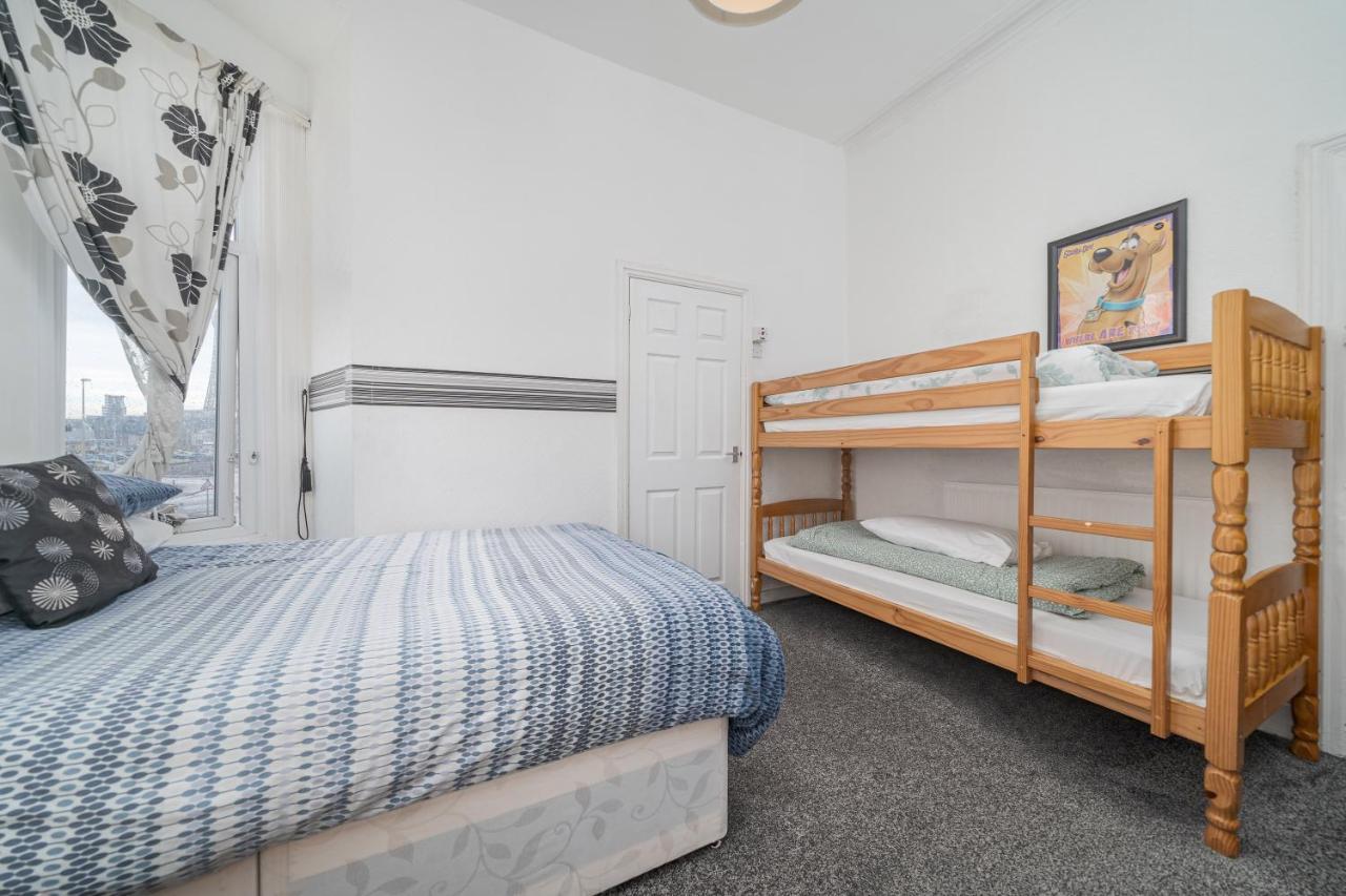 Deneside Guest House Blackpool Buitenkant foto