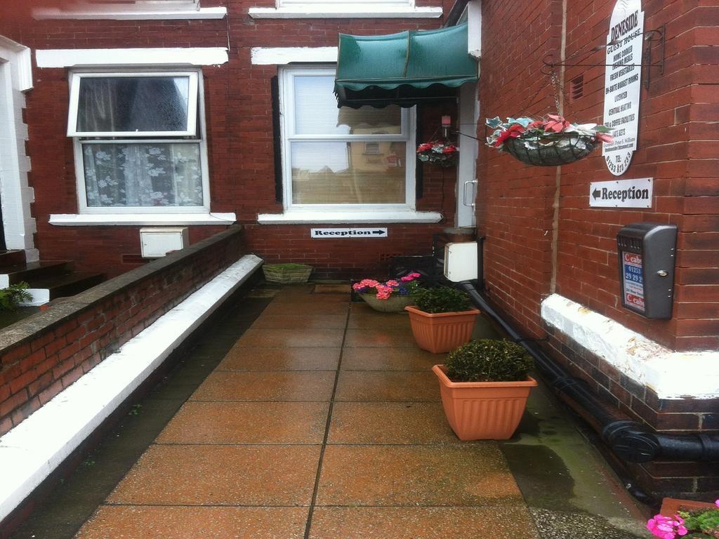 Deneside Guest House Blackpool Buitenkant foto